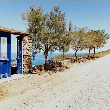 Agelos Beachfront בית נופש *