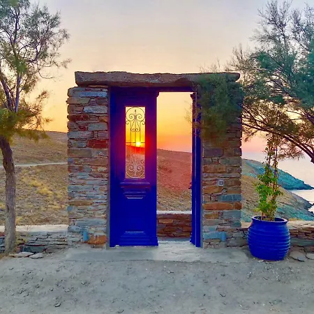 Agelos Beachfront * Korissia (Kea)