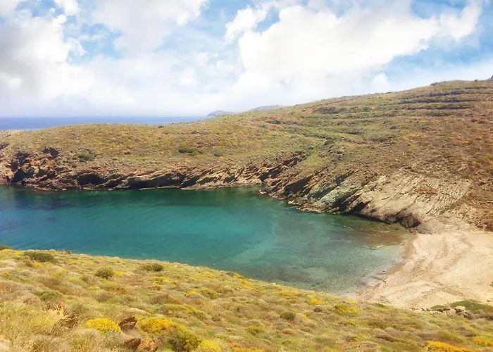 Agelos Beachfront * Korissia (Kea)