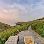 بيت للعطل Agelos Beachfront
