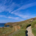 Agelos Beachfront * Korissia (Kea)