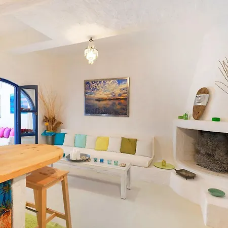 Agelos Beachfront * Korissia