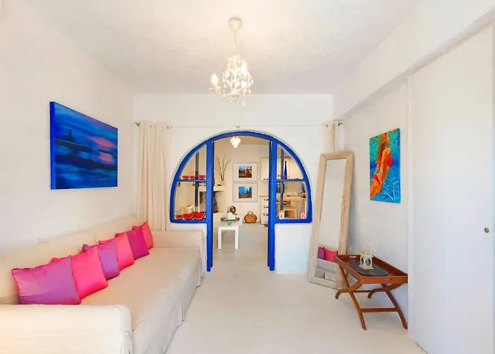 Agelos Beachfront Semesterbostad *